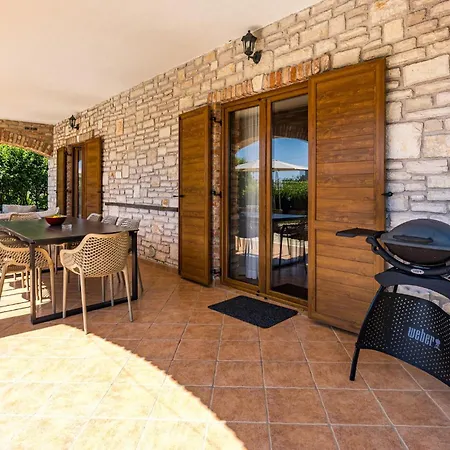 Beautiful In Cabrunici